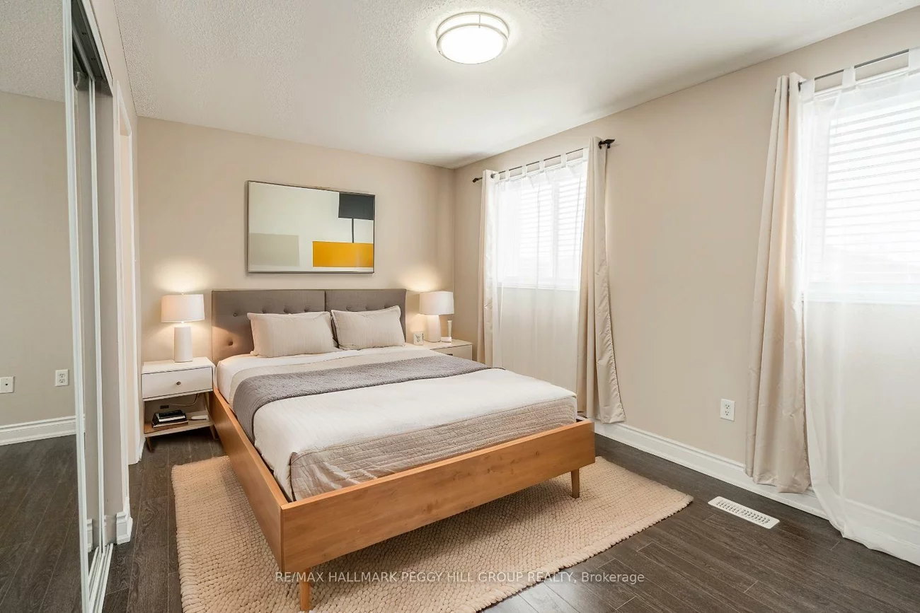 24, Coronation, Innis-Shore, Barrie