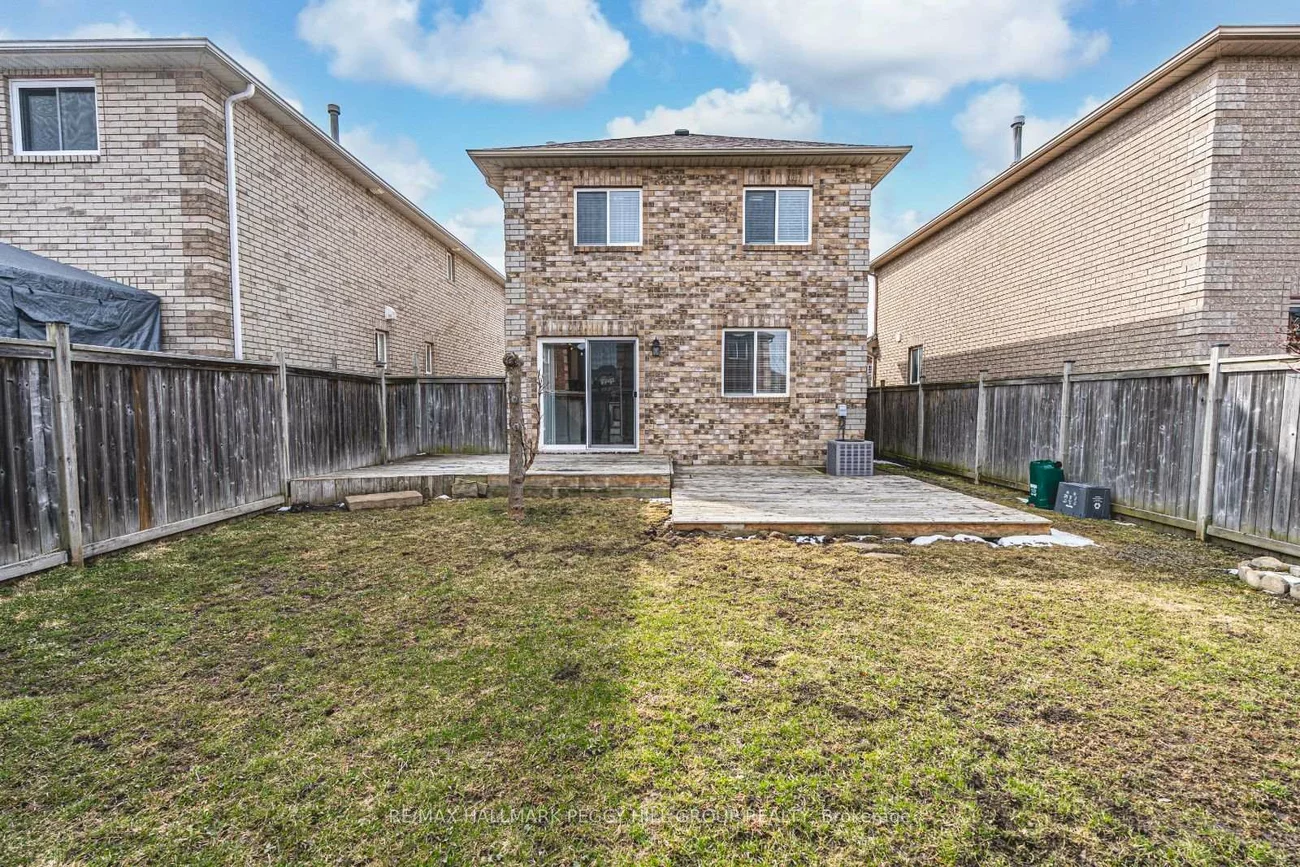 24, Coronation, Innis-Shore, Barrie