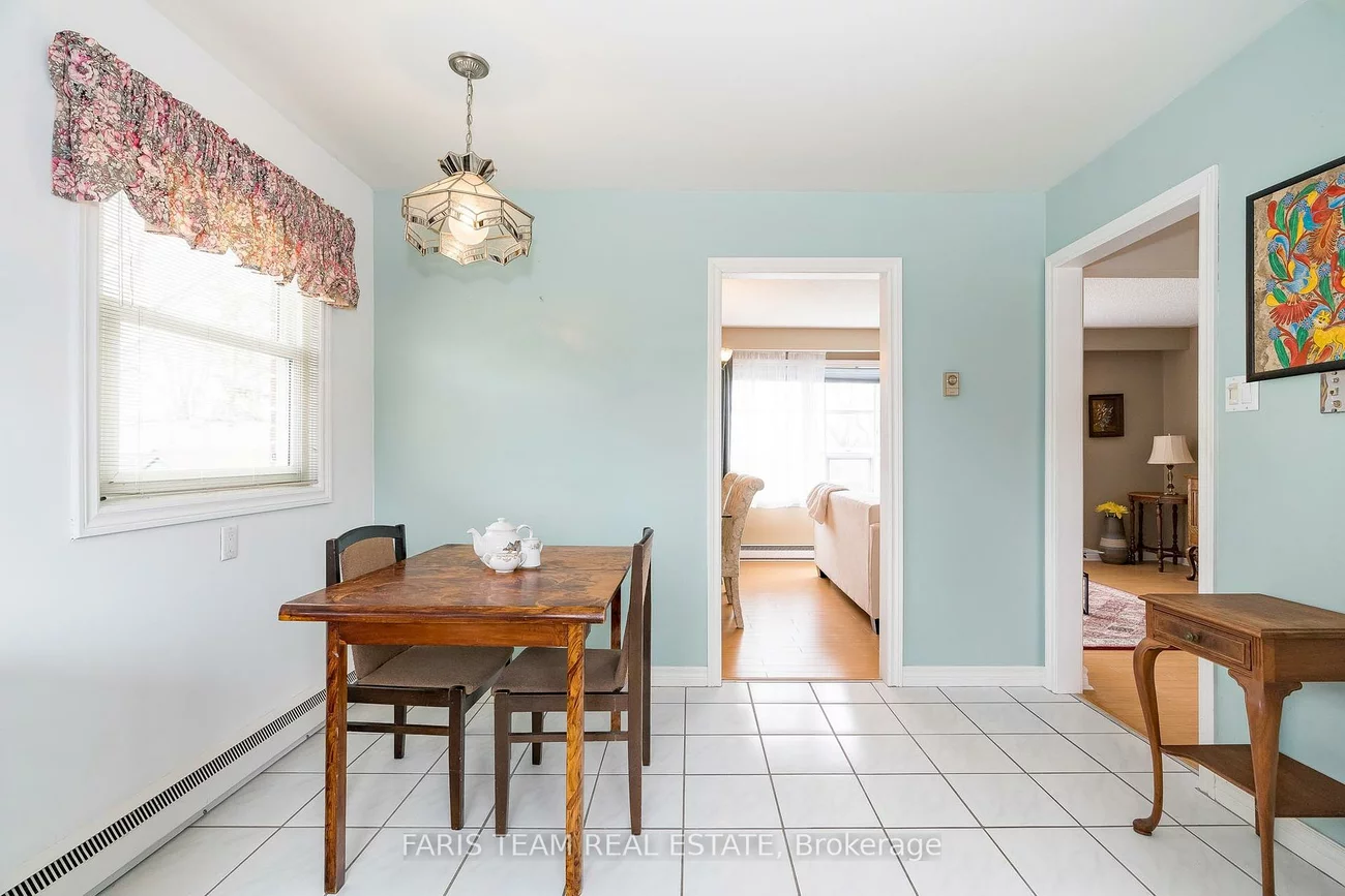 37, Varden, Codrington, Barrie