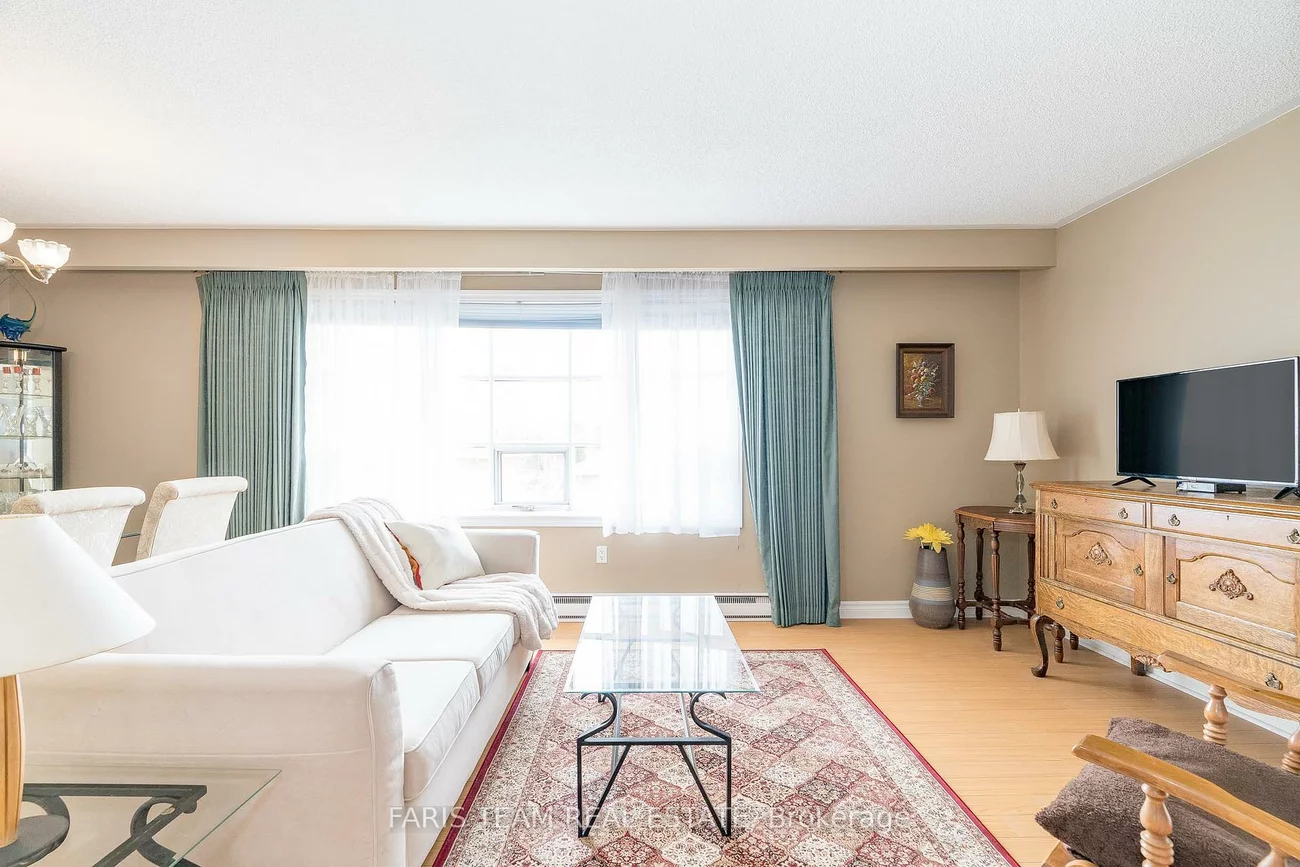 37, Varden, Codrington, Barrie