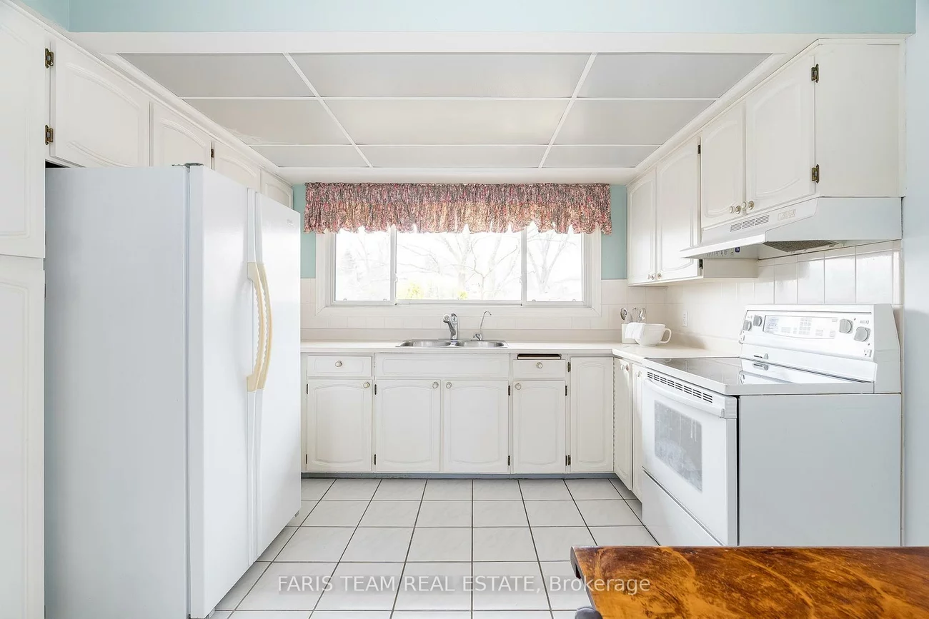 37, Varden, Codrington, Barrie