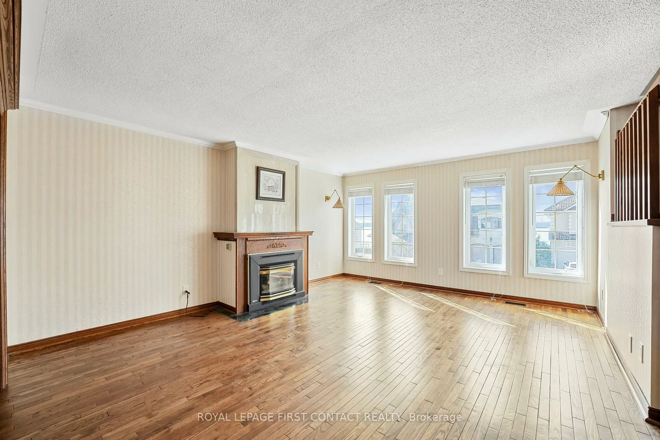 36, Kempenfelt, North Shore, Barrie