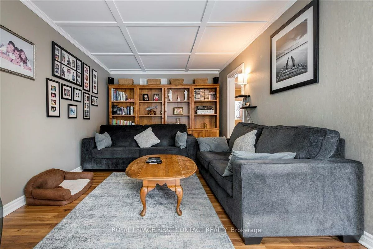 35, Blair, Grove East, Barrie
