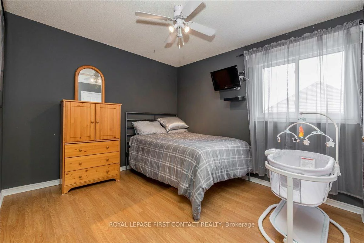 35, Blair, Grove East, Barrie