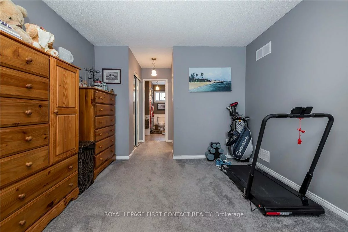 35, Blair, Grove East, Barrie