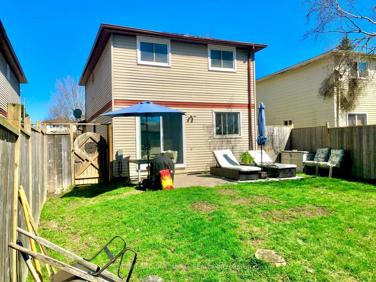 39, Corbett, Grove East, Barrie