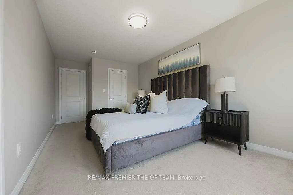 78, Sagewood, Painswick South, Barrie