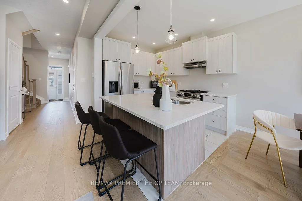 78, Sagewood, Painswick South, Barrie