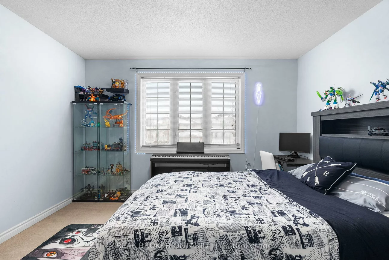 31, Bell, Ardagh, Barrie