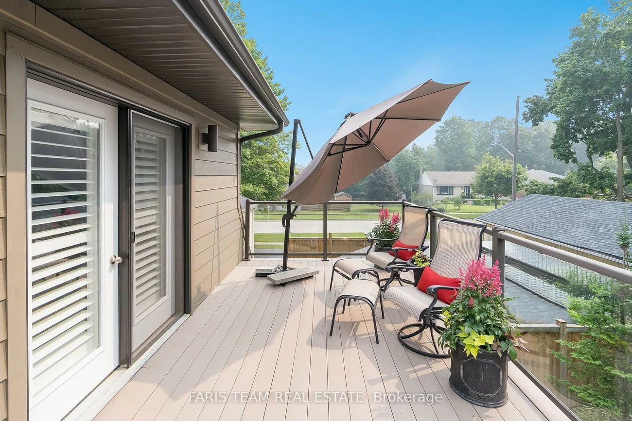 92, Nelson, Codrington, Barrie