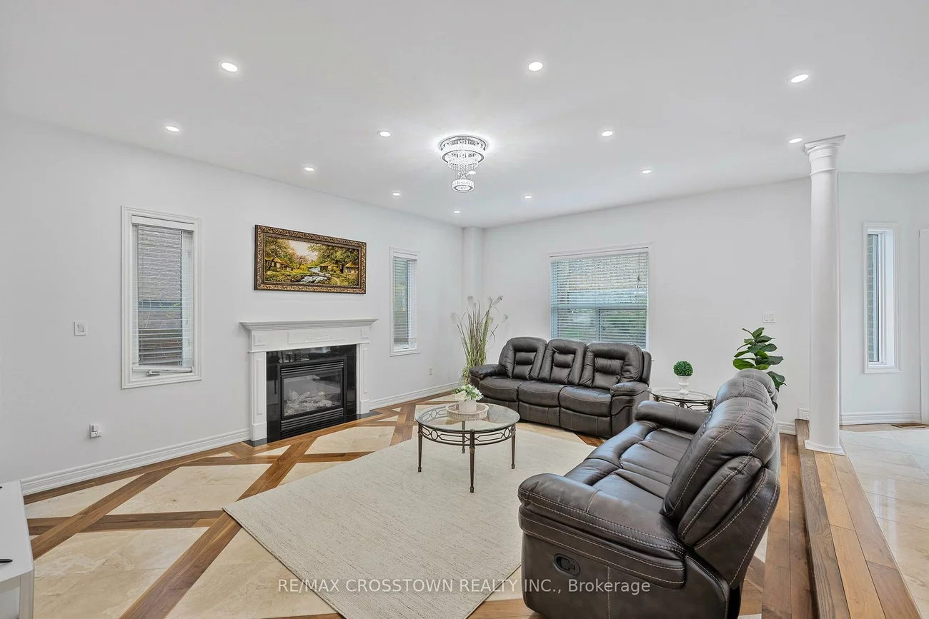 24, Windsor, Innis-Shore, Barrie