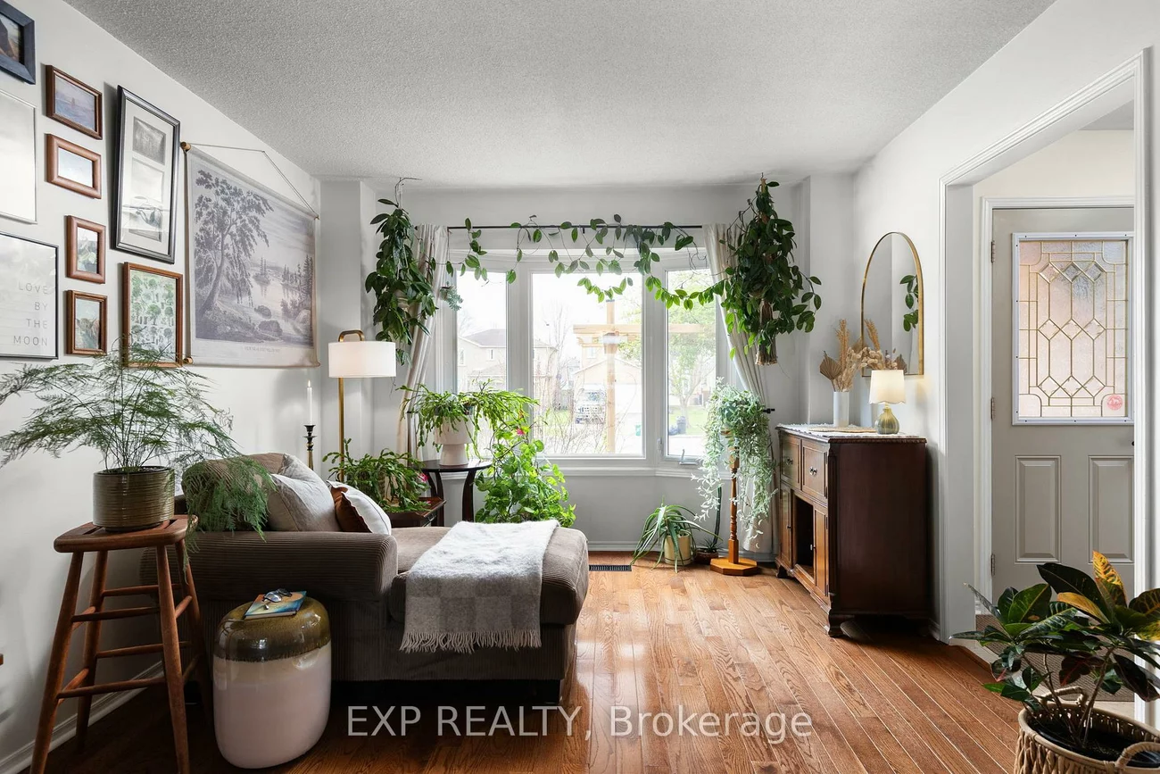 255, Hickling, Grove East, Barrie