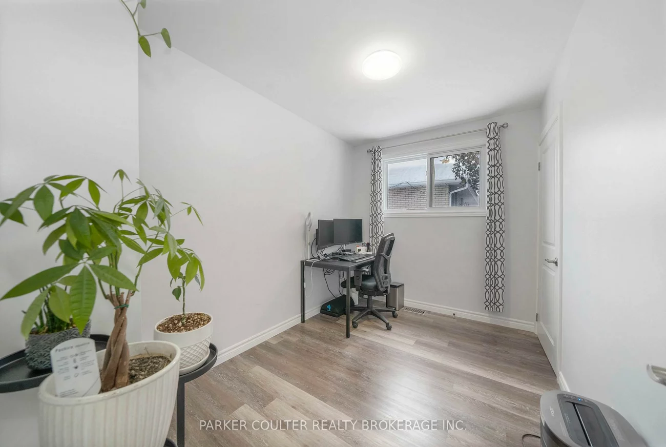 24, Heath, Cundles East, Barrie