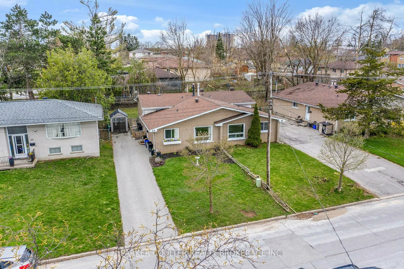 24, Heath, Cundles East, Barrie