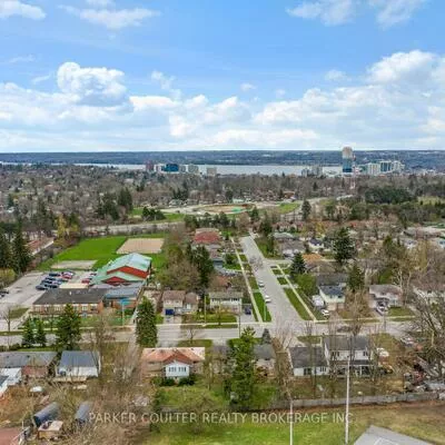 24, Heath, Cundles East, Barrie