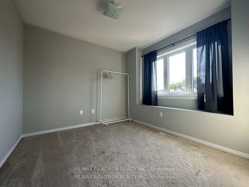 39, Copeman, Painswick North, Barrie