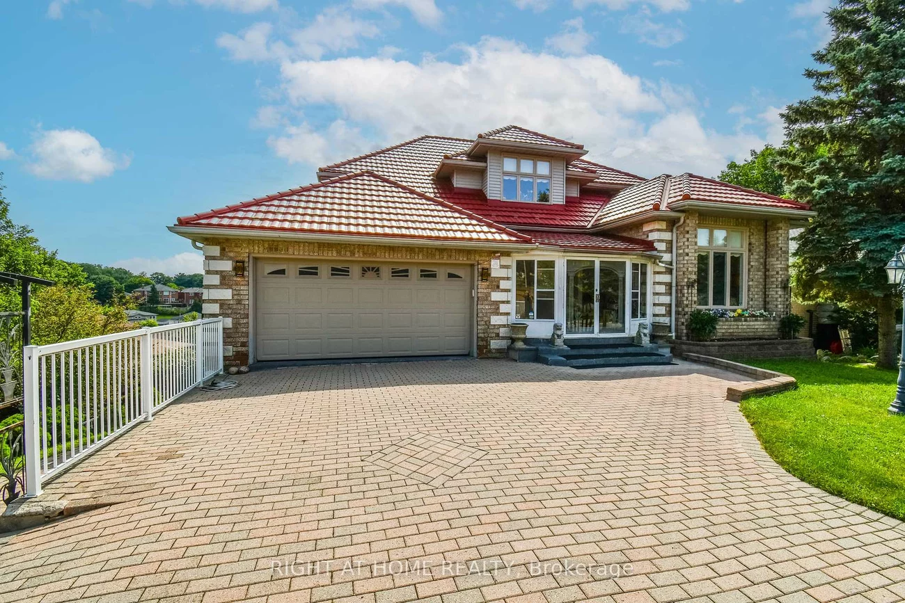 11, Thackeray, Letitia Heights, Barrie