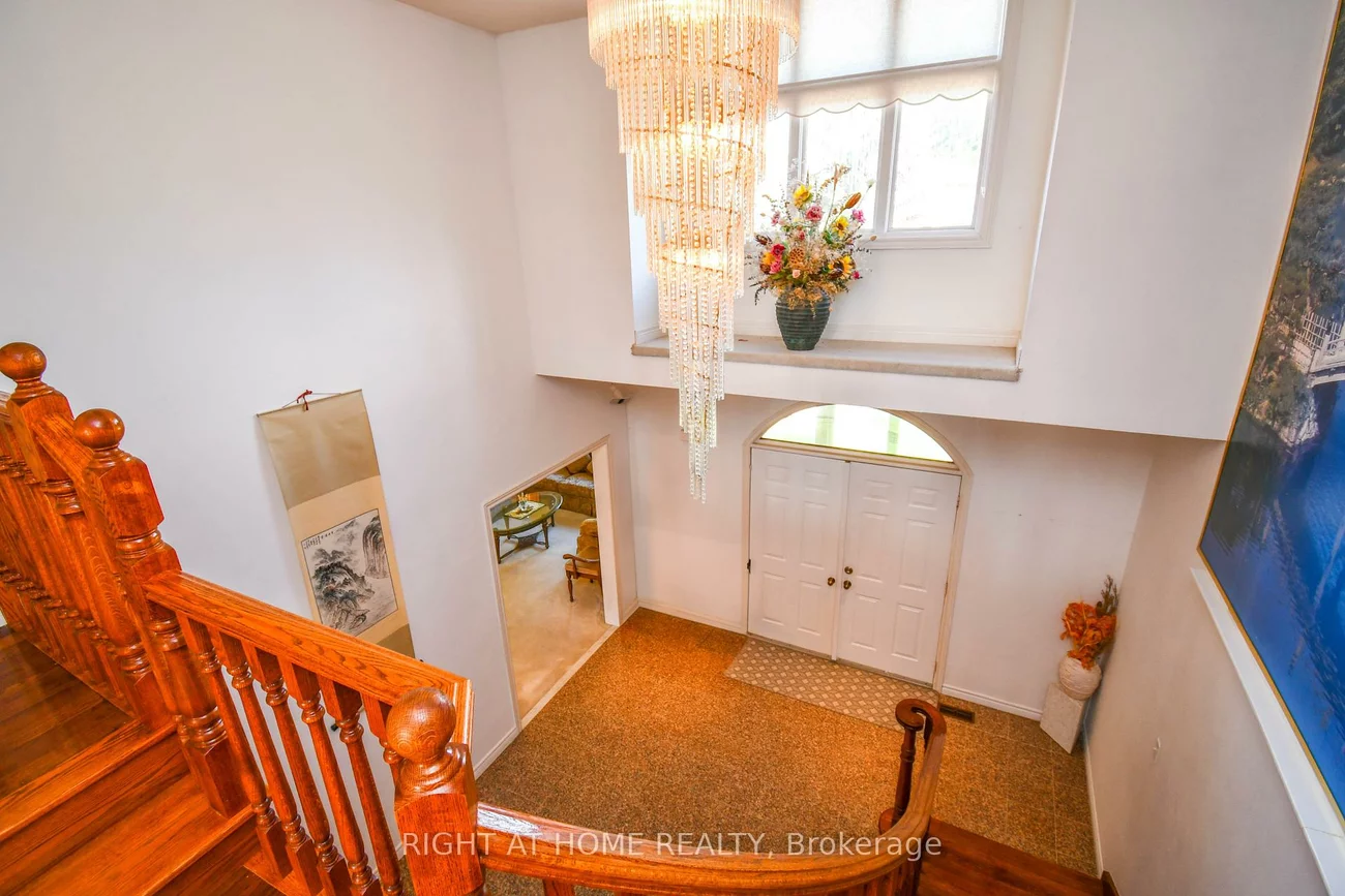 11, Thackeray, Letitia Heights, Barrie