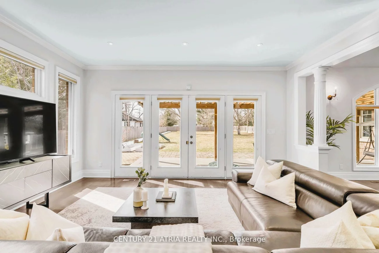 124, Puget, Codrington, Barrie