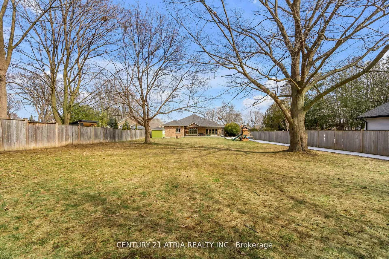 124, Puget, Codrington, Barrie