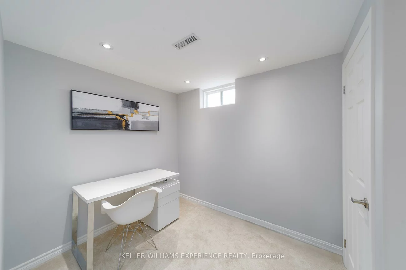41, THRUSHWOOD, Holly, Barrie