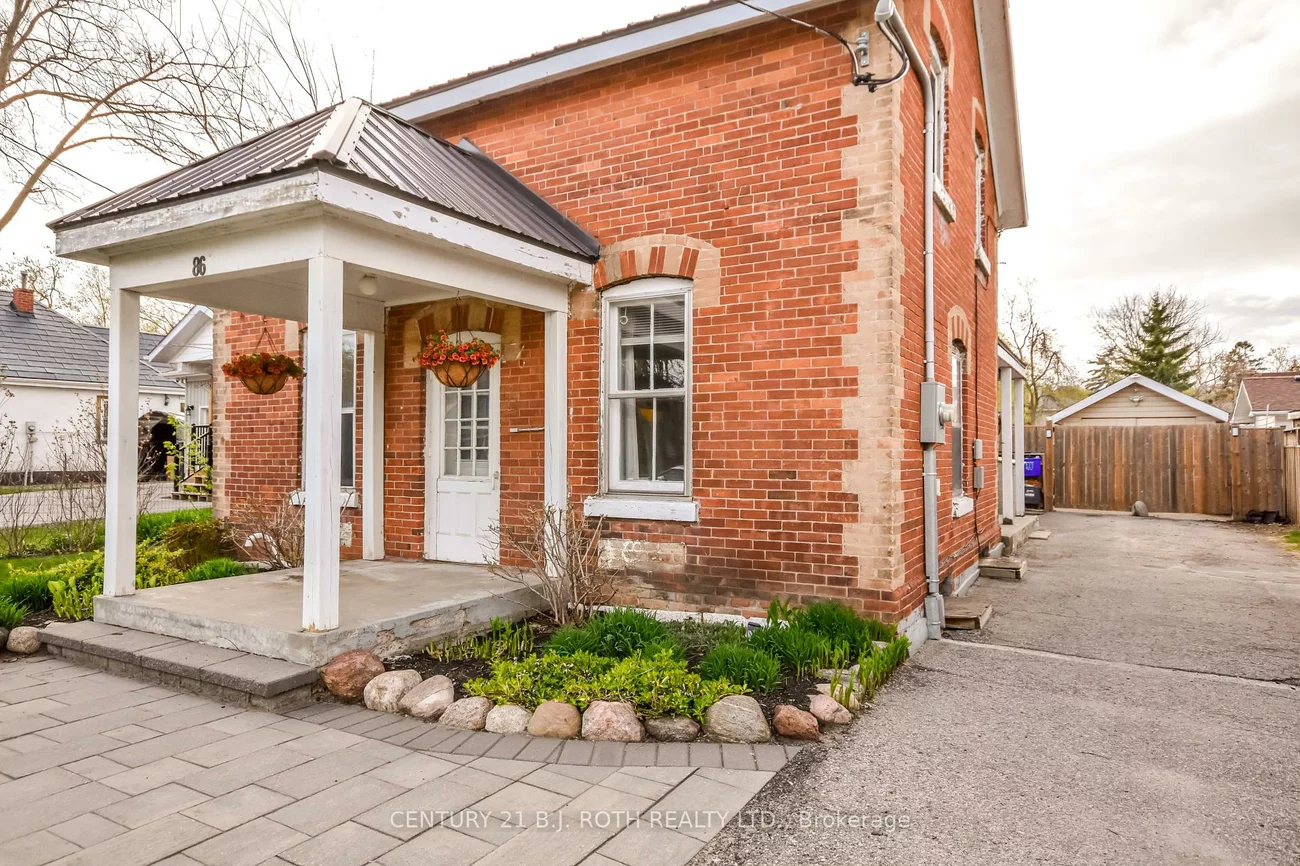 86, Henry, Queen's Park, Barrie