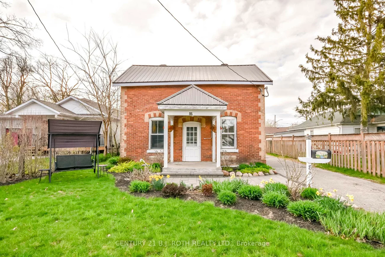 86, Henry, Queen's Park, Barrie