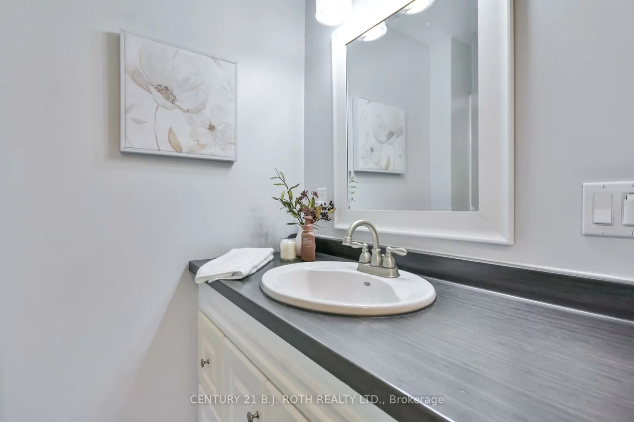 86, Henry, Queen's Park, Barrie