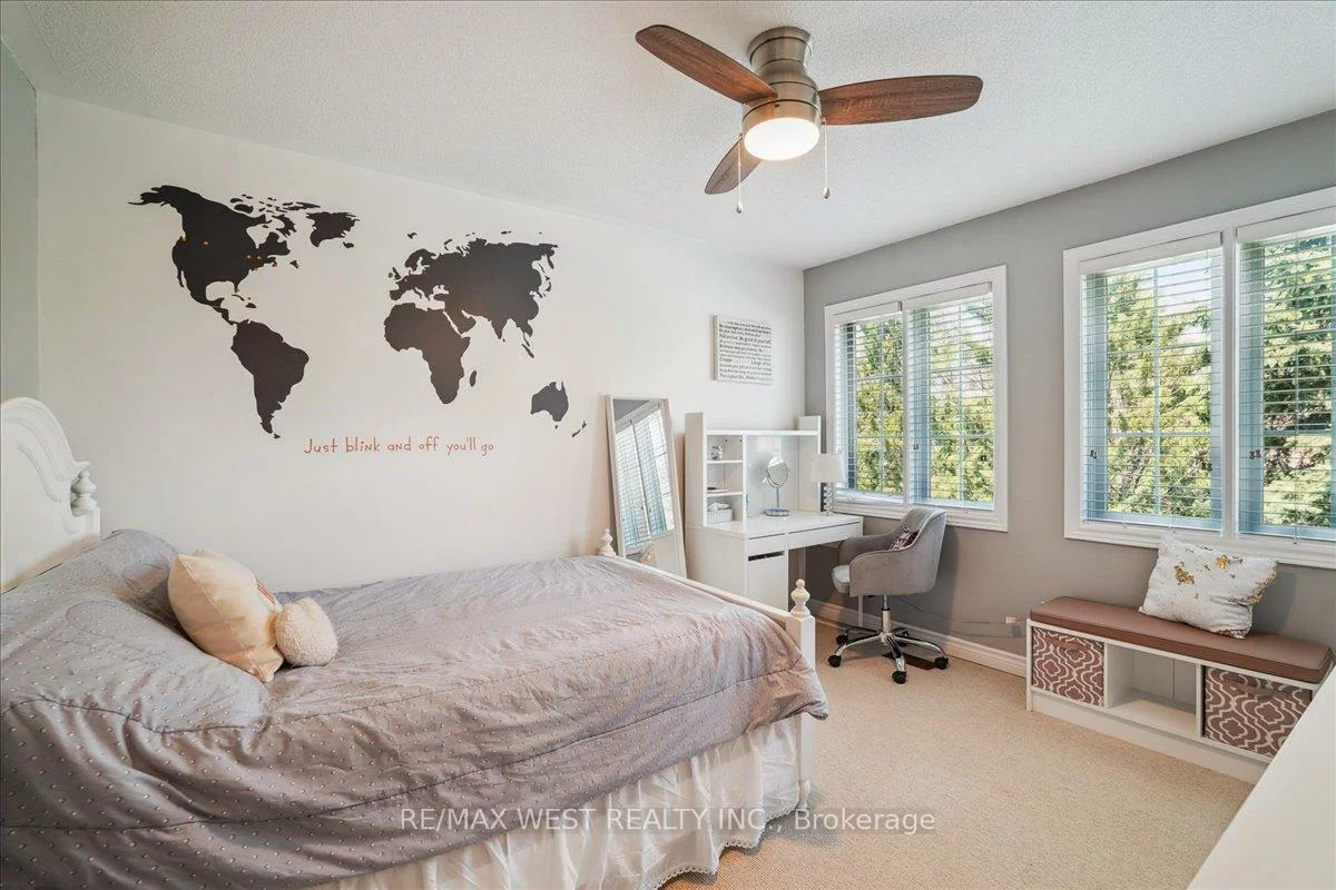 55, Burns, Letitia Heights, Barrie