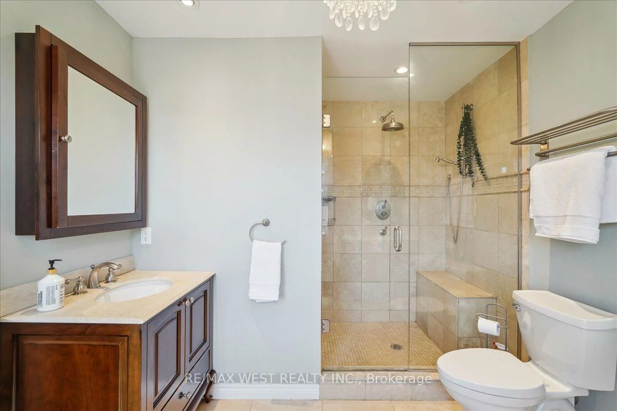 55, Burns, Letitia Heights, Barrie