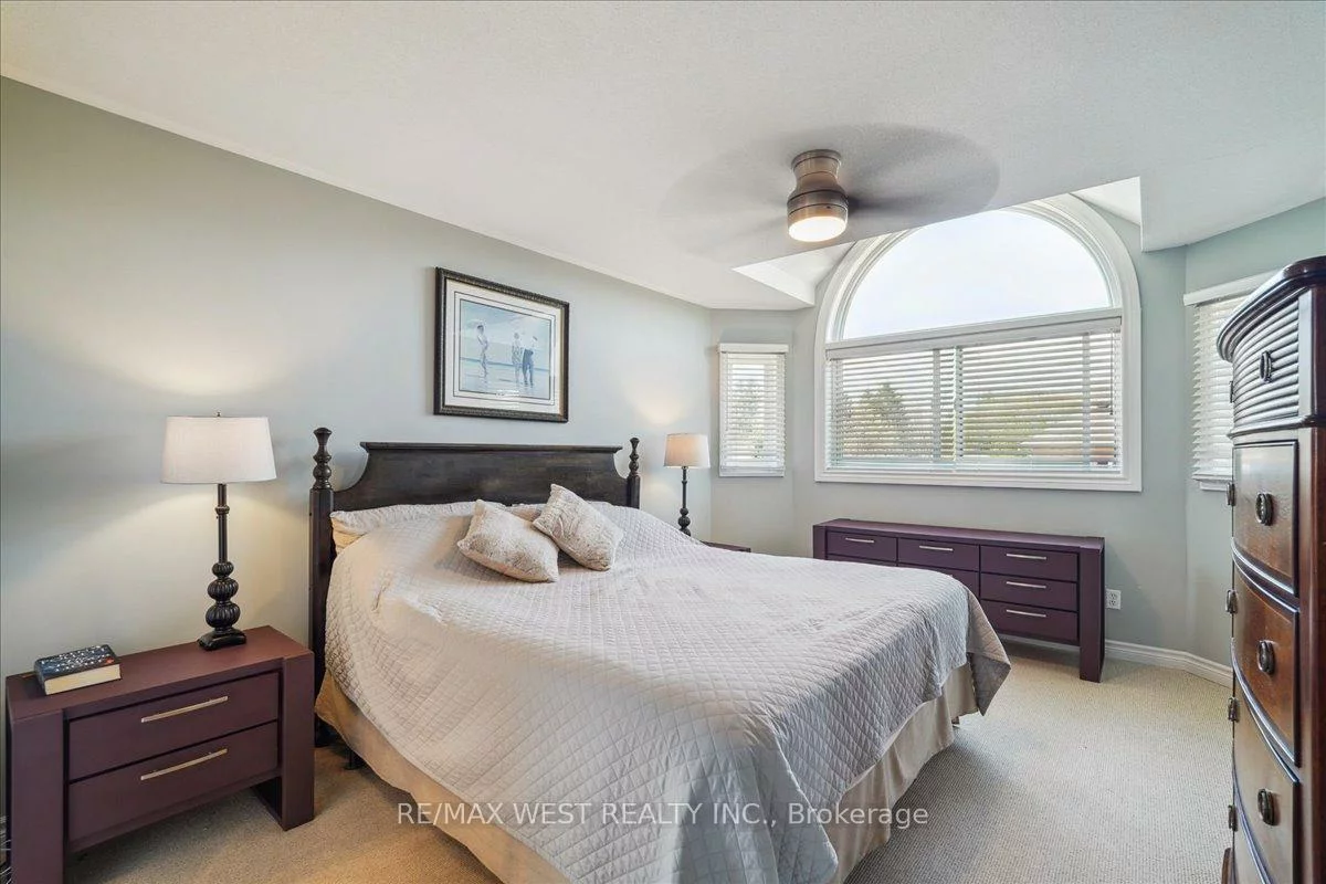 55, Burns, Letitia Heights, Barrie