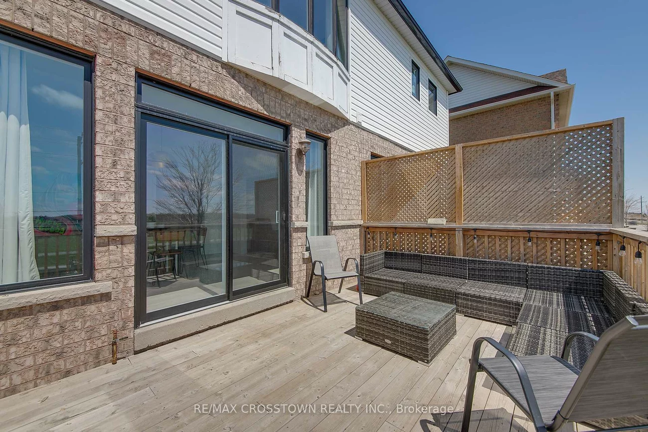 108, Succession, Innis-Shore, Barrie