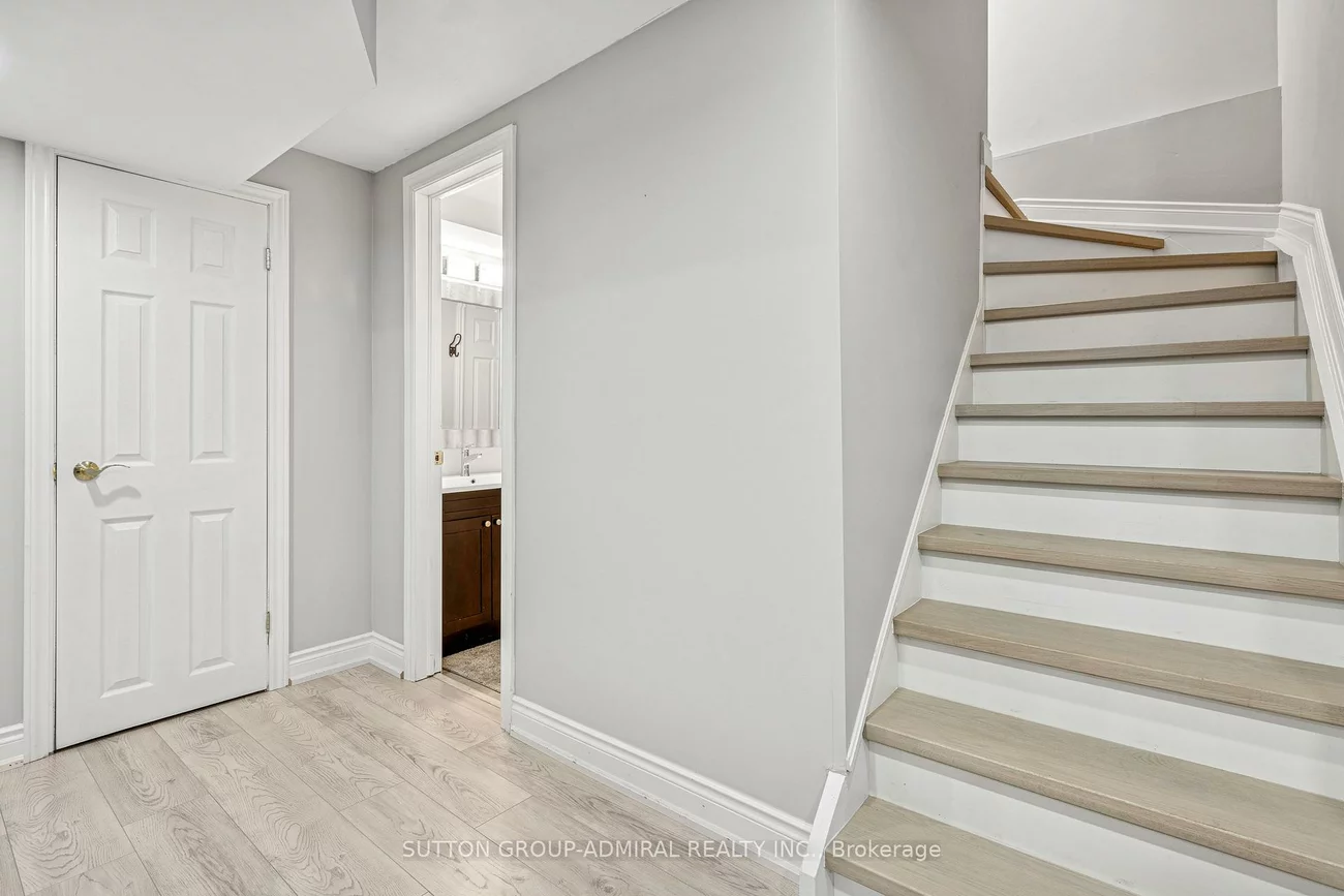 39, CHURCHLAND, Holly, Barrie