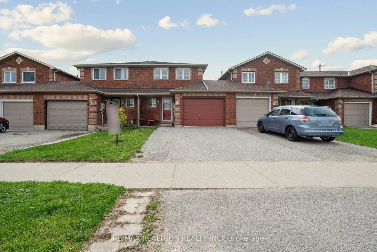 9, Epsom, Georgian Drive, Barrie