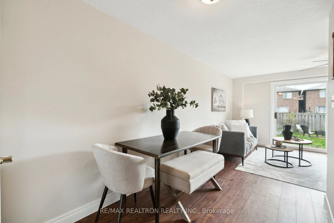 9, Epsom, Georgian Drive, Barrie