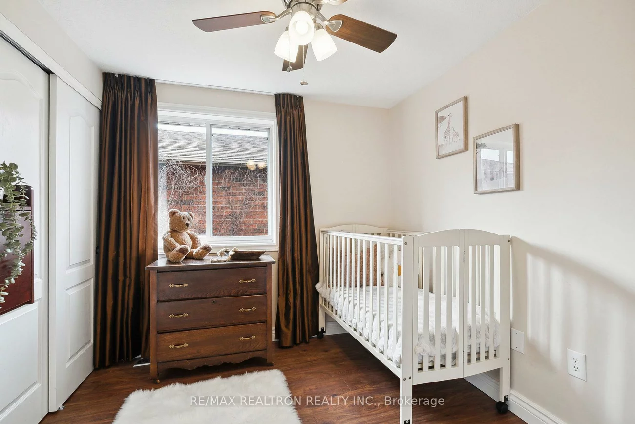 9, Epsom, Georgian Drive, Barrie