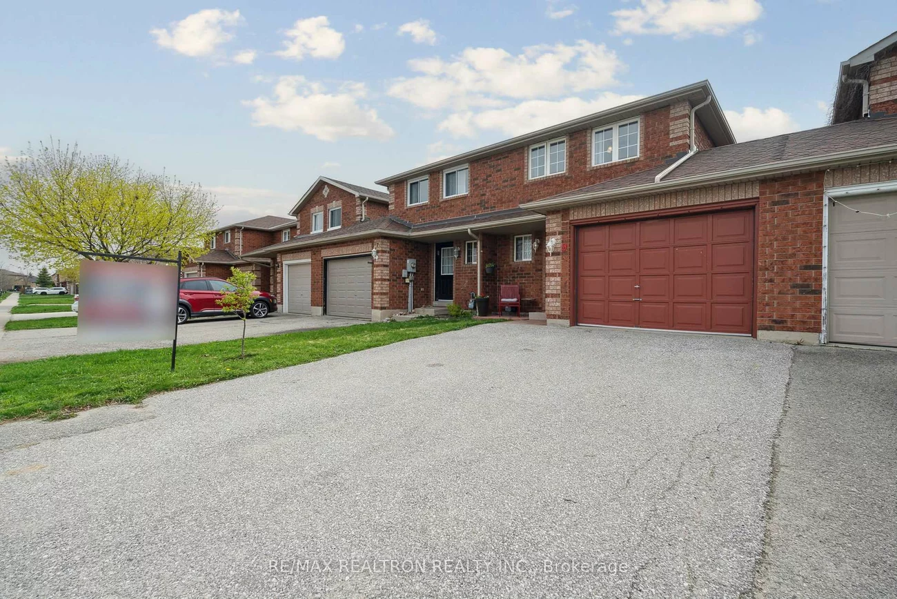 9, Epsom, Georgian Drive, Barrie
