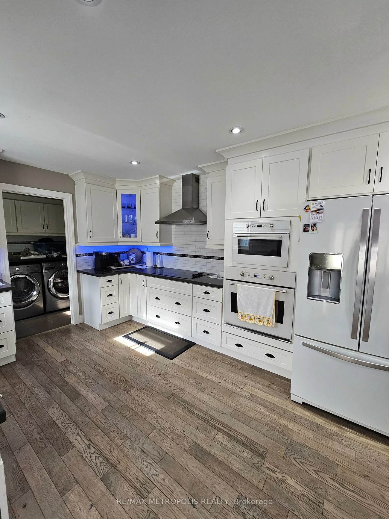 16, Snowden, Innis-Shore, Barrie