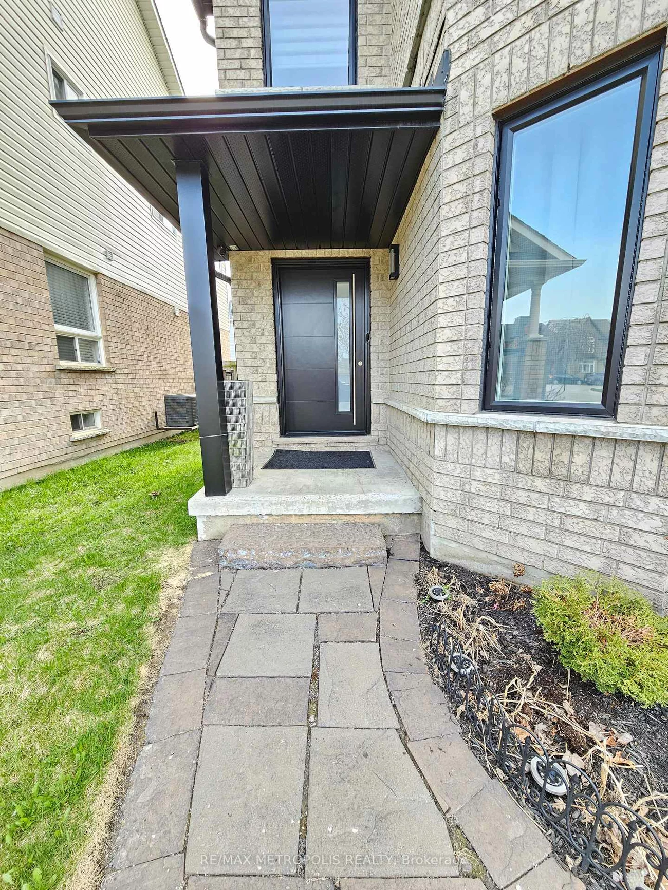 16, Snowden, Innis-Shore, Barrie