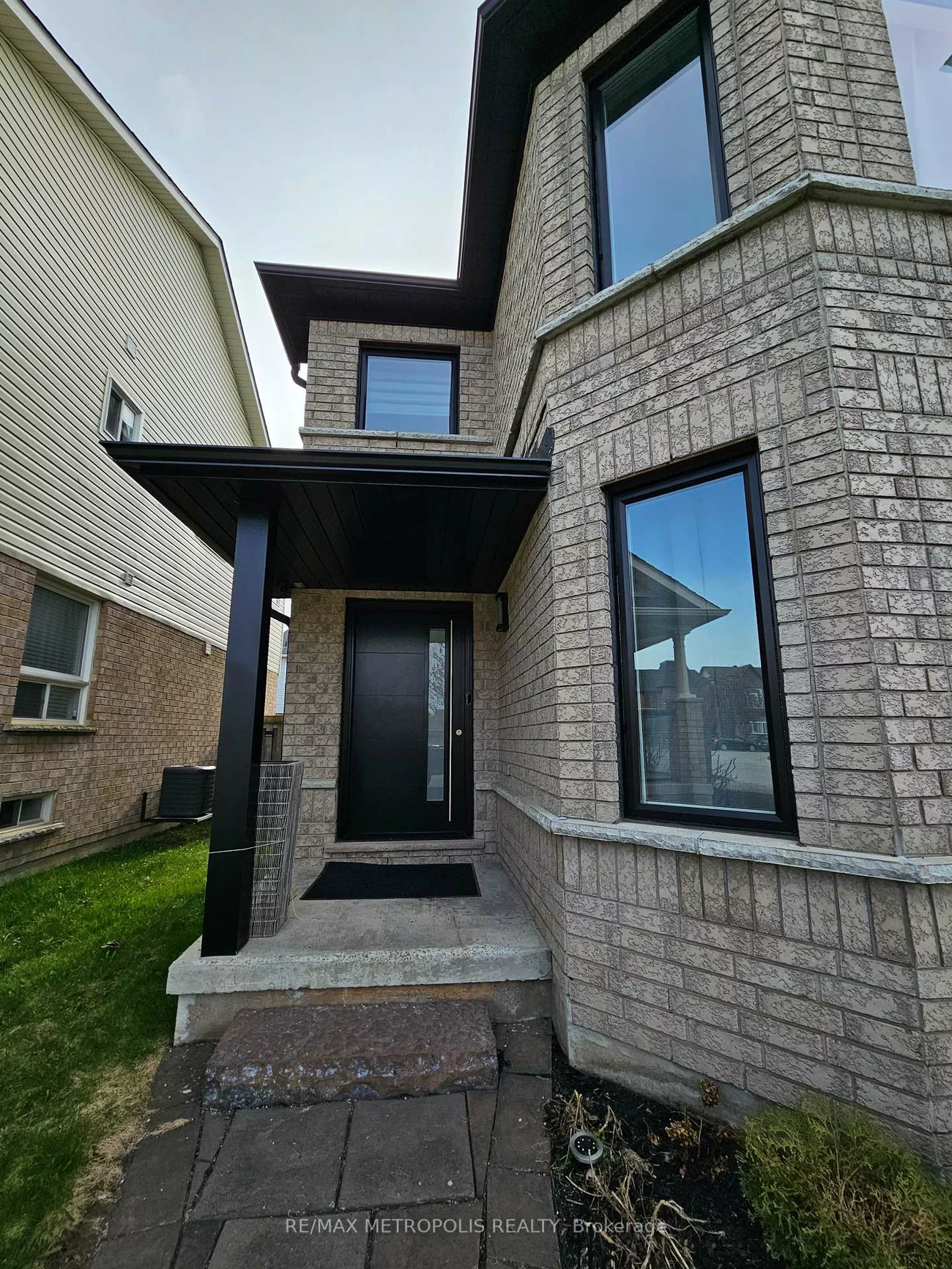 16, Snowden, Innis-Shore, Barrie