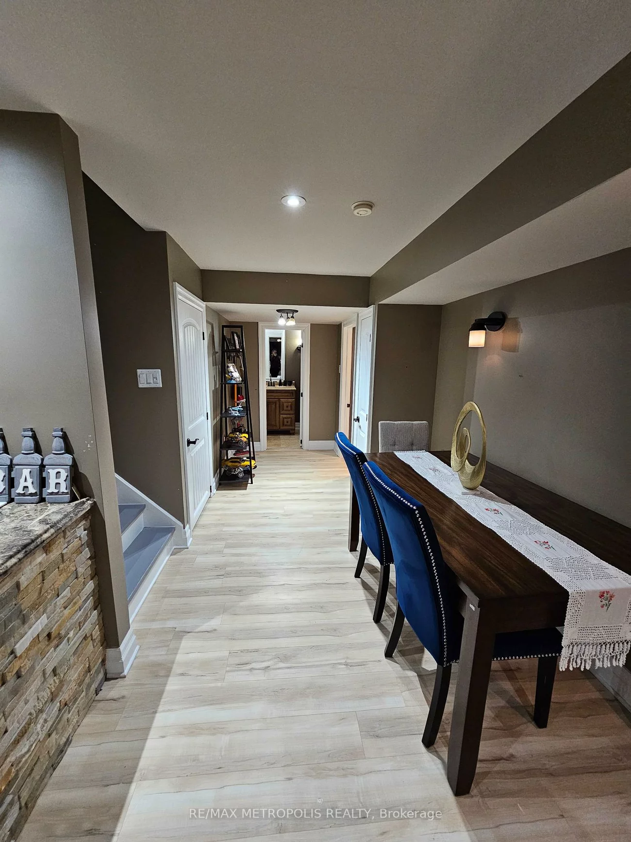 16, Snowden, Innis-Shore, Barrie