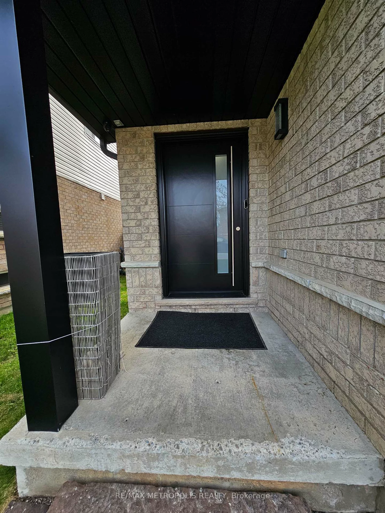 16, Snowden, Innis-Shore, Barrie