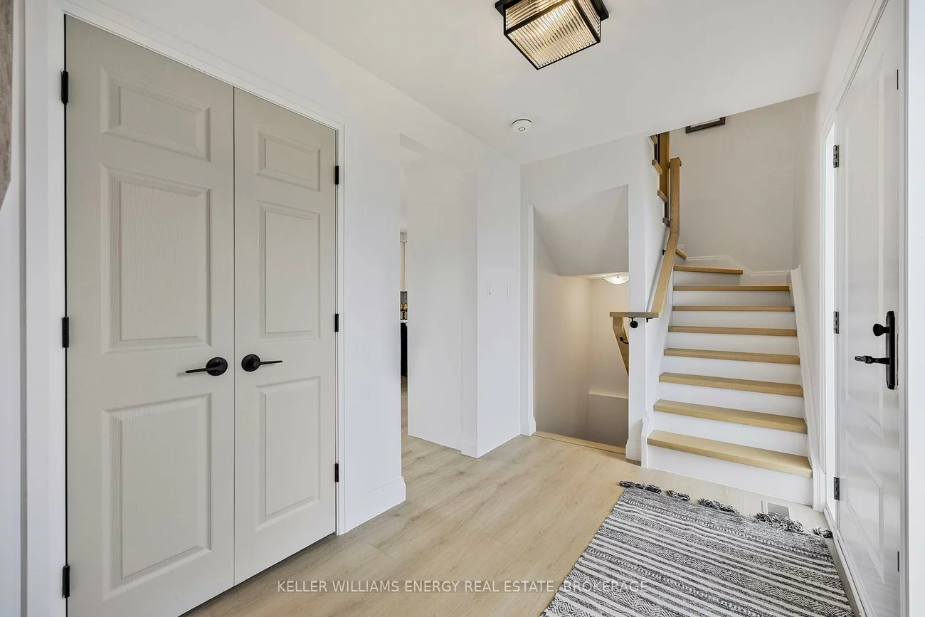 8, Heath, Cundles East, Barrie