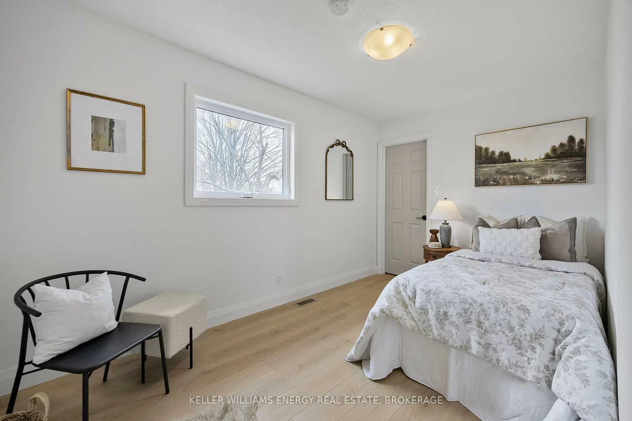 8, Heath, Cundles East, Barrie