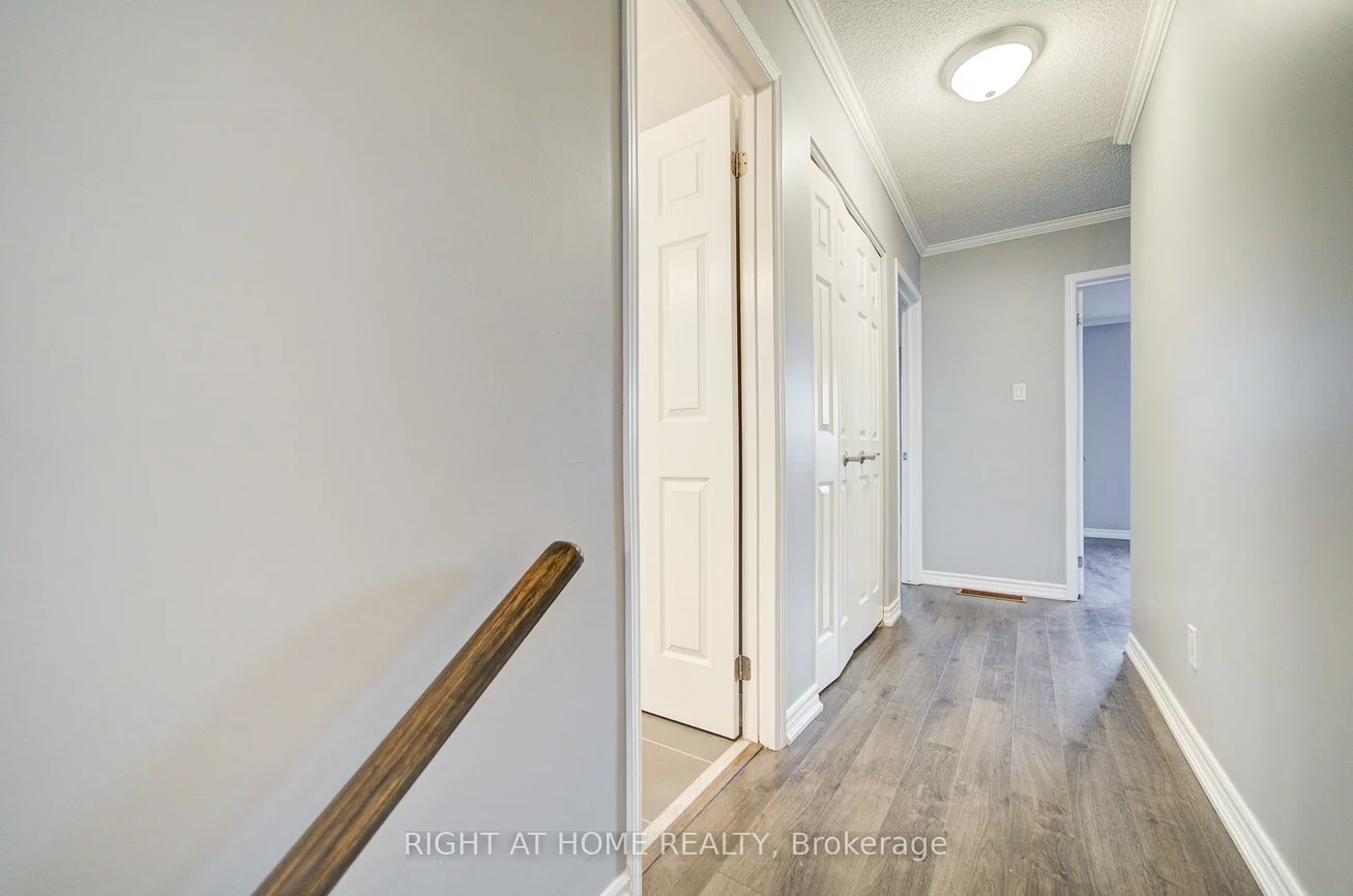 52, Rosenfeld, Grove East, Barrie