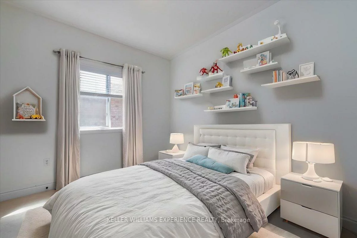 33, Primrose, Ardagh, Barrie