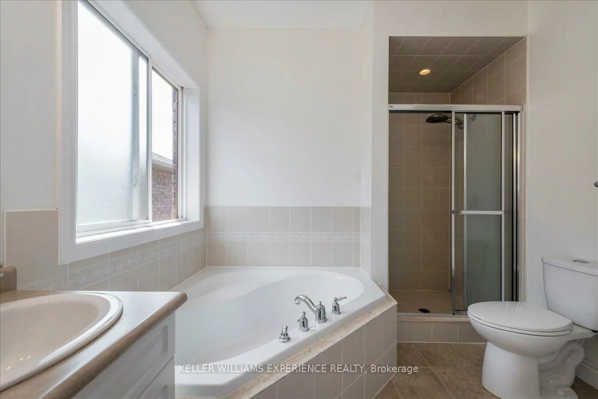 33, Primrose, Ardagh, Barrie