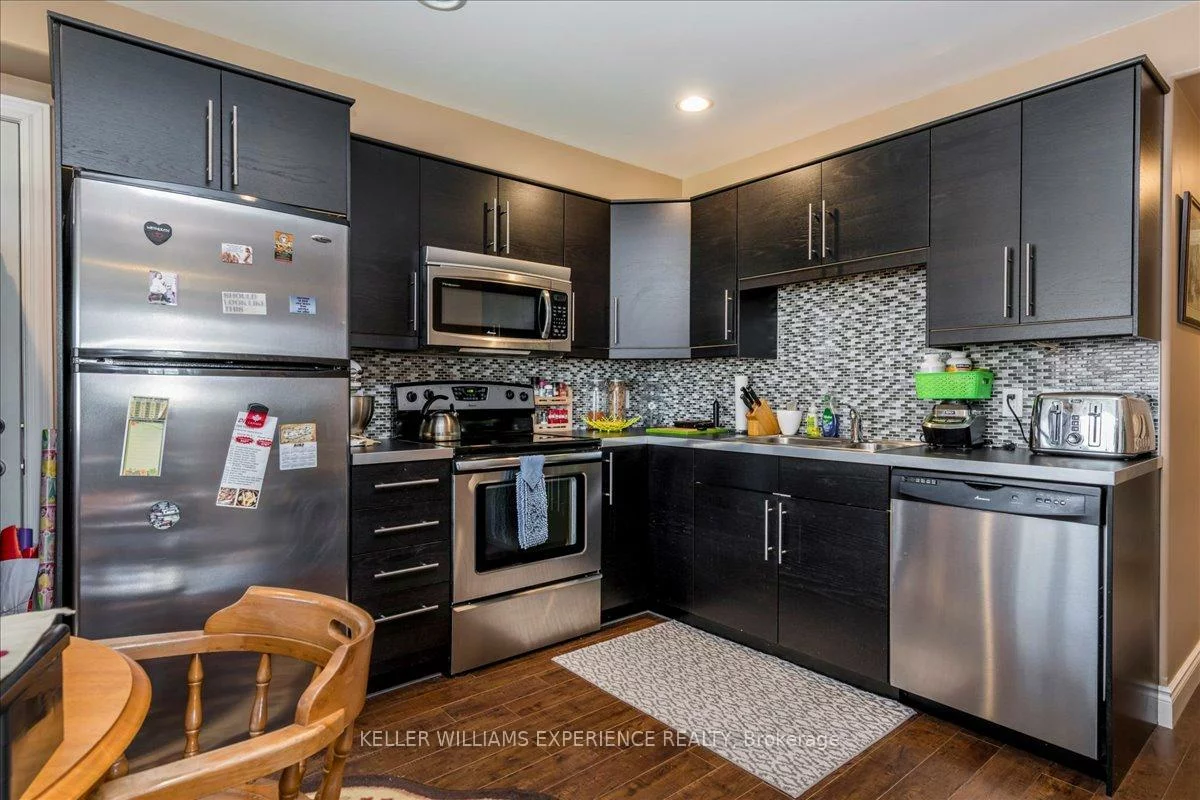 33, Primrose, Ardagh, Barrie