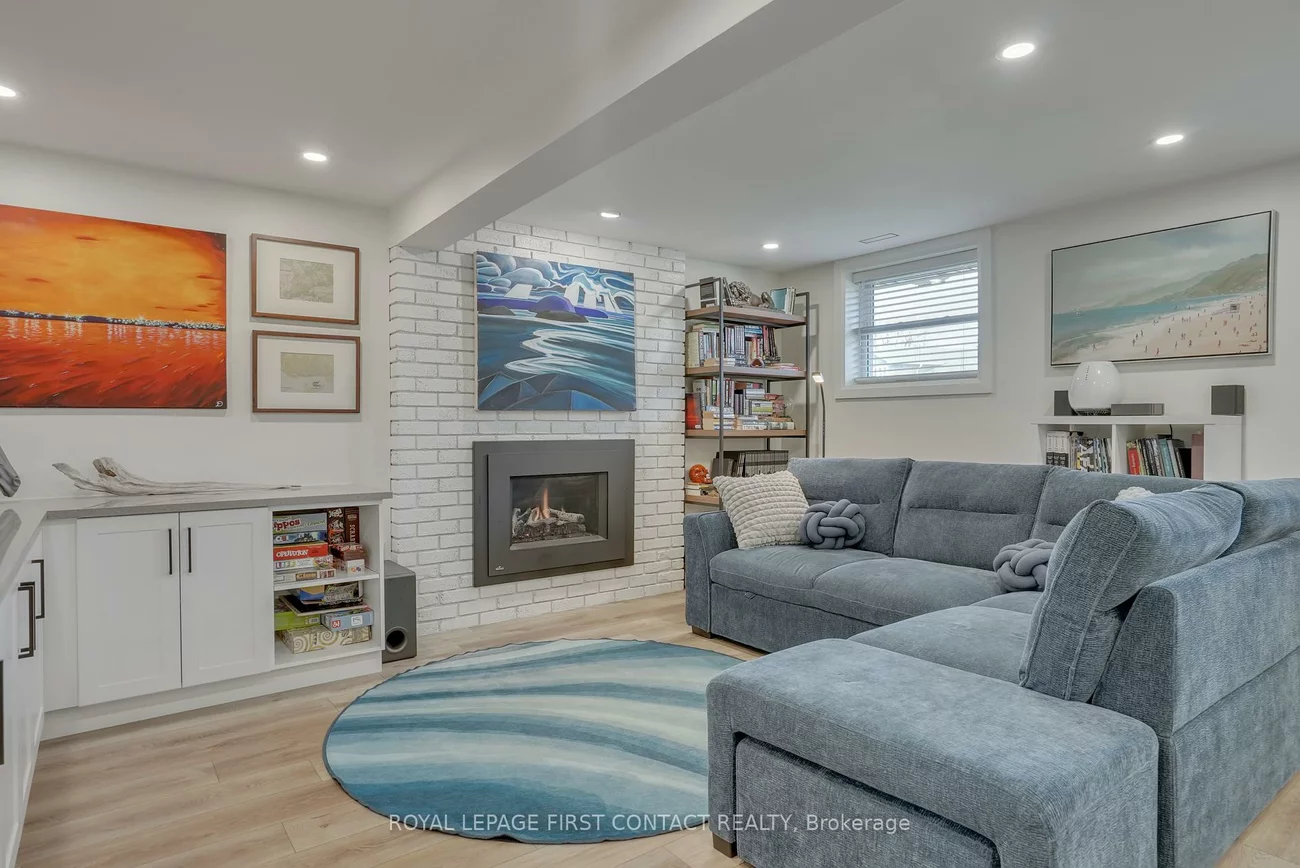 248, Cedar, Bayshore, Barrie