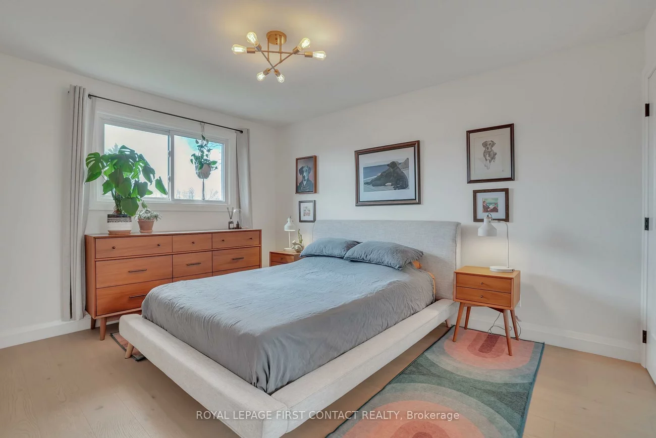 248, Cedar, Bayshore, Barrie